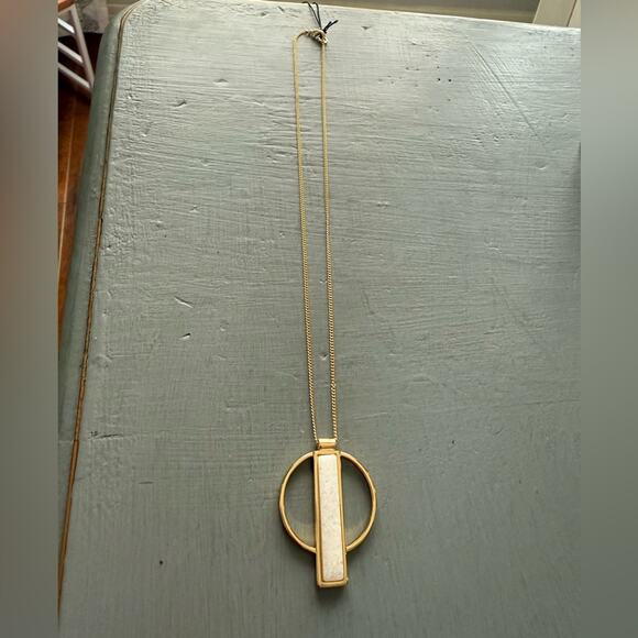 Jenny Bird  Gold Tone Geometric Pendant Necklace NEW - Picture 6 of 6